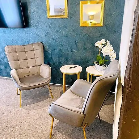 Hotel Am Schloss 3*