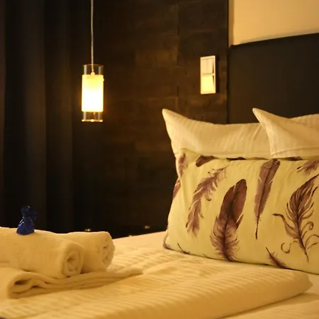 Otel Am Schloss 3*